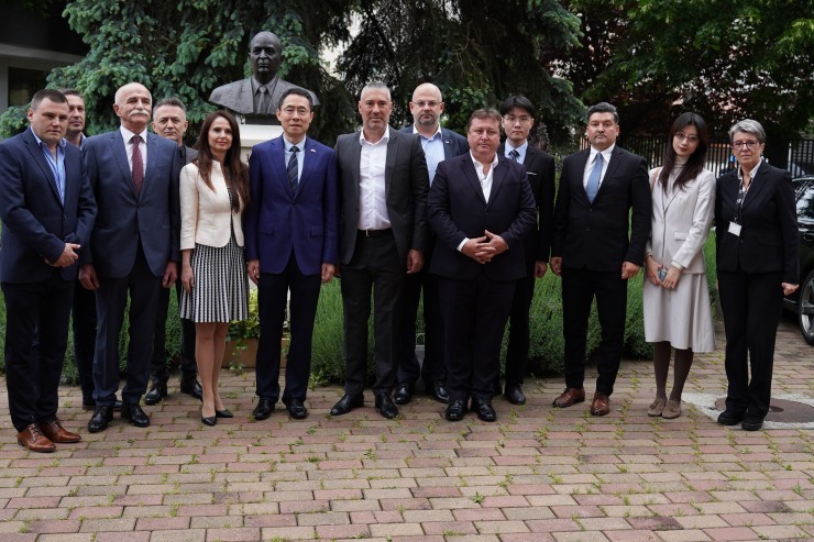 Vizită oficială Farmec s.a.