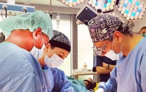 Clinica Zetta în cei 5 ani de activitate: 4.500 de intervenții, dintre care 12 premiere medicale naționale în microchirurgie reconstructivă și peste 30 de premiere naționale pentru clinici private