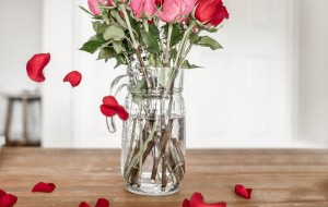 O florarie online dezvaluie modurile uimitoare prin care poti decora casa cu flori
