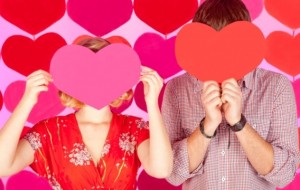 14 idei de cadouri prin care sa celebrezi luna iubirii