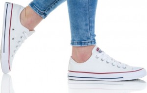 Sneakersii Converse, disponibili la BMall